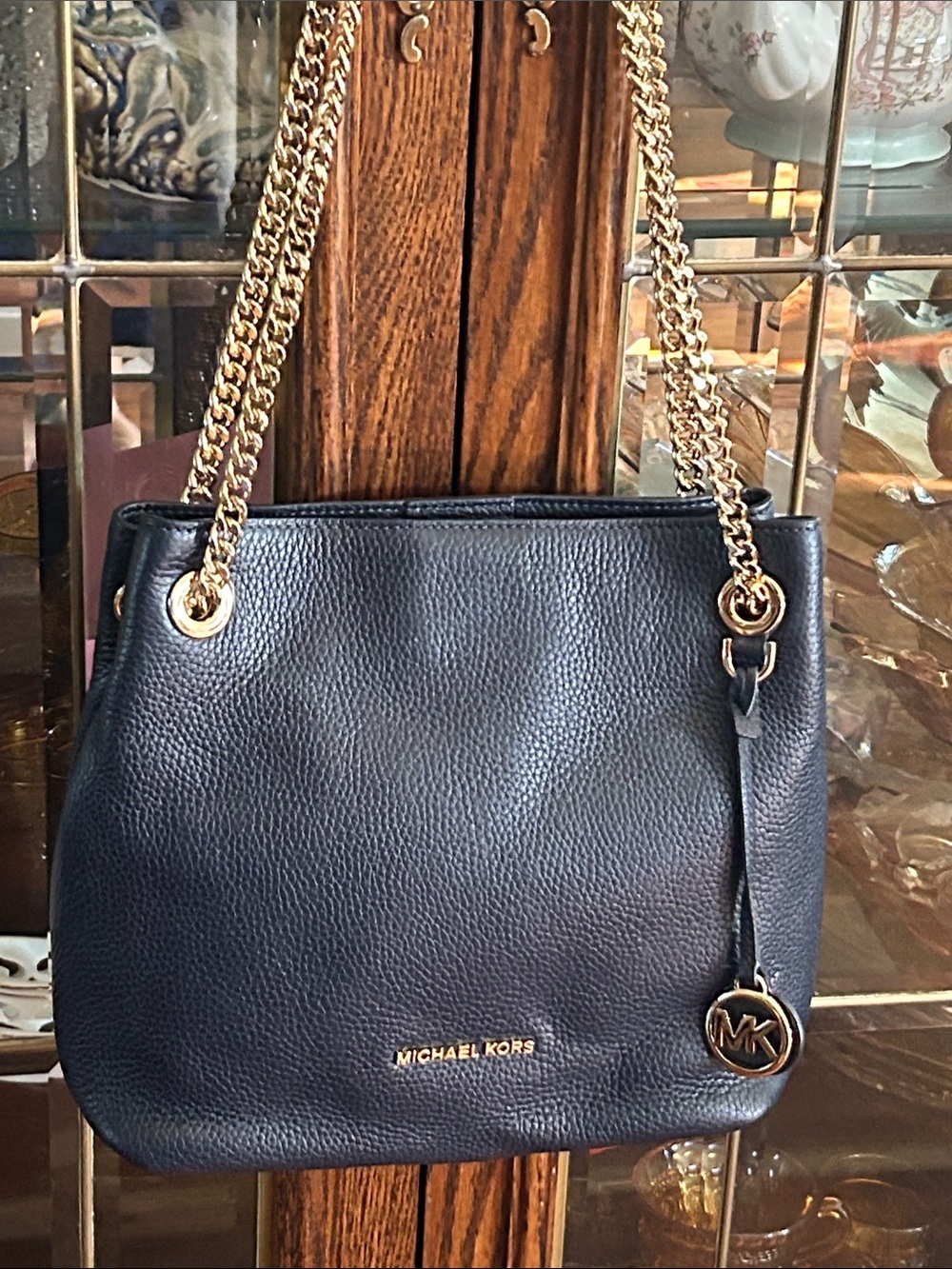 Michael Kors Navy Pebbled Leather Shoulder Bag with Gold Hardware/crossbody